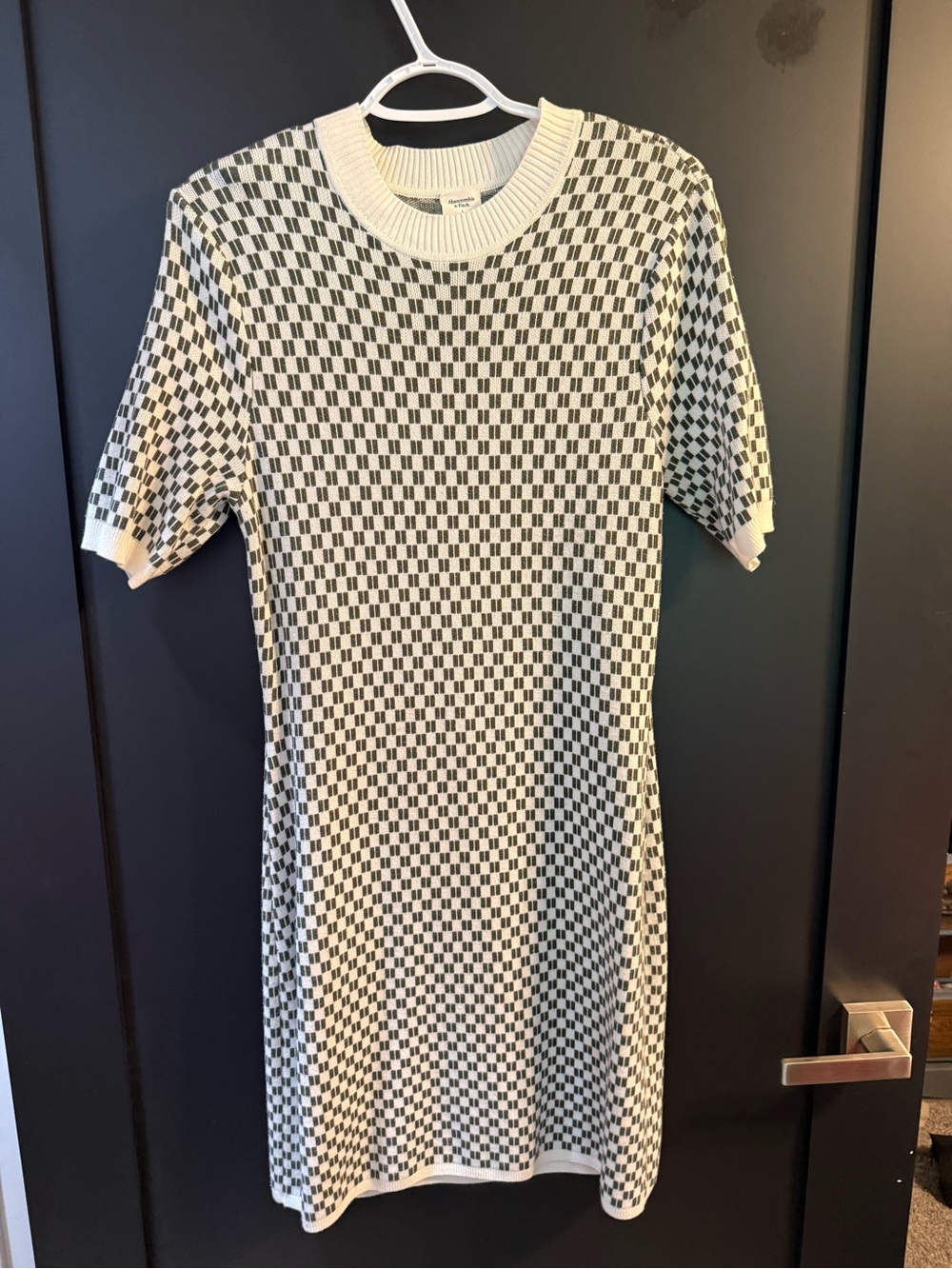 Abercrombie & Fitch Black and Cream Checker Knit Midi Dress